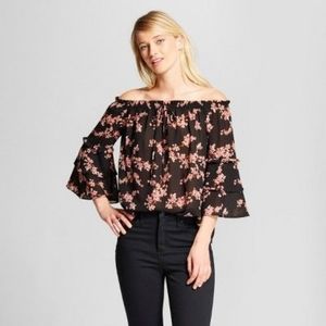 Floral off shoulder bell sleeve top